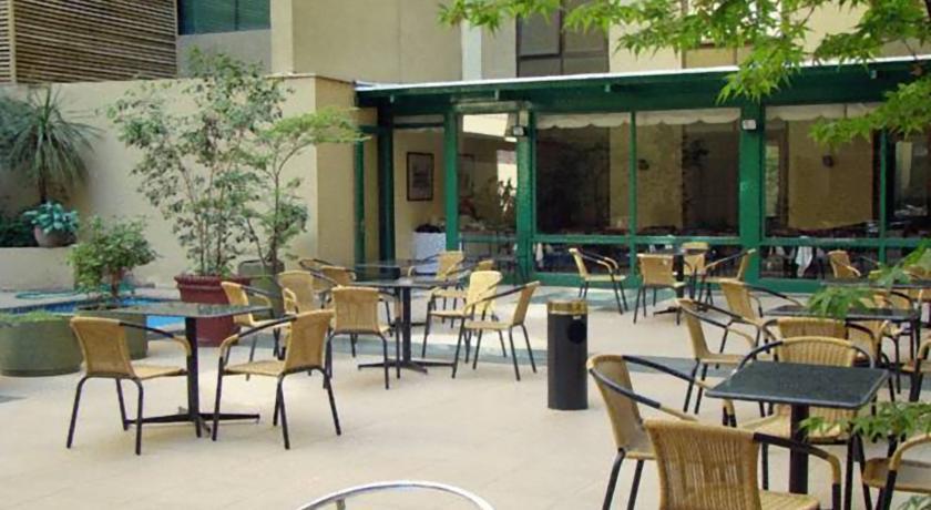 圣地亚哥德阿尔马格罗圣地亚哥中央酒店 外观 照片